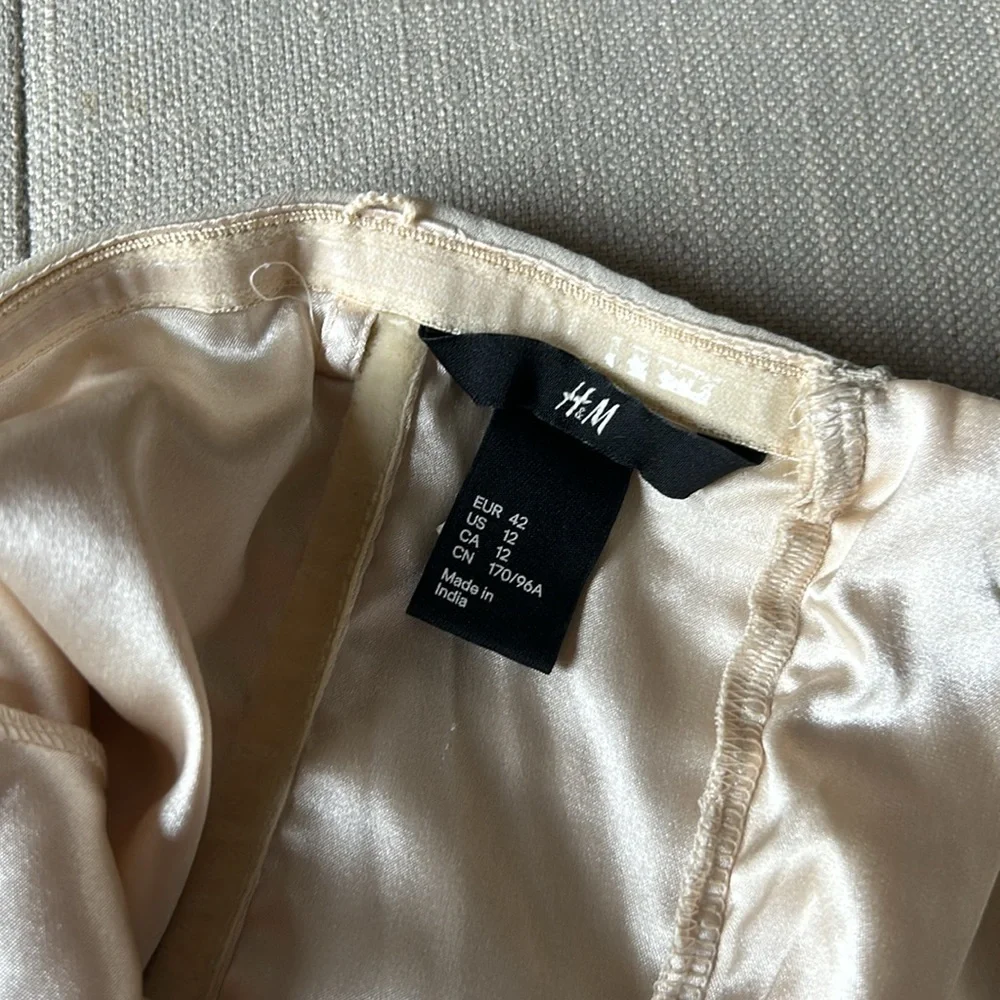 H&M Creme Sequenced Strapless Mini Dress Size 12 - Picture 7 of 9